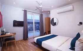 Hotel Mira Residency- Outer Ring Road, Paschim Vihar